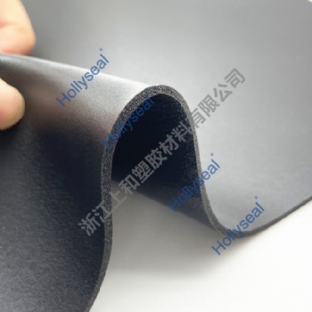 2mm厚中密度黑色可压缩闭孔防水间隙密封用PVC泡棉
